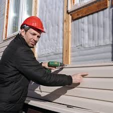 How To Choose The Right Materials for Your Siding Installation in 'Minerva, OH